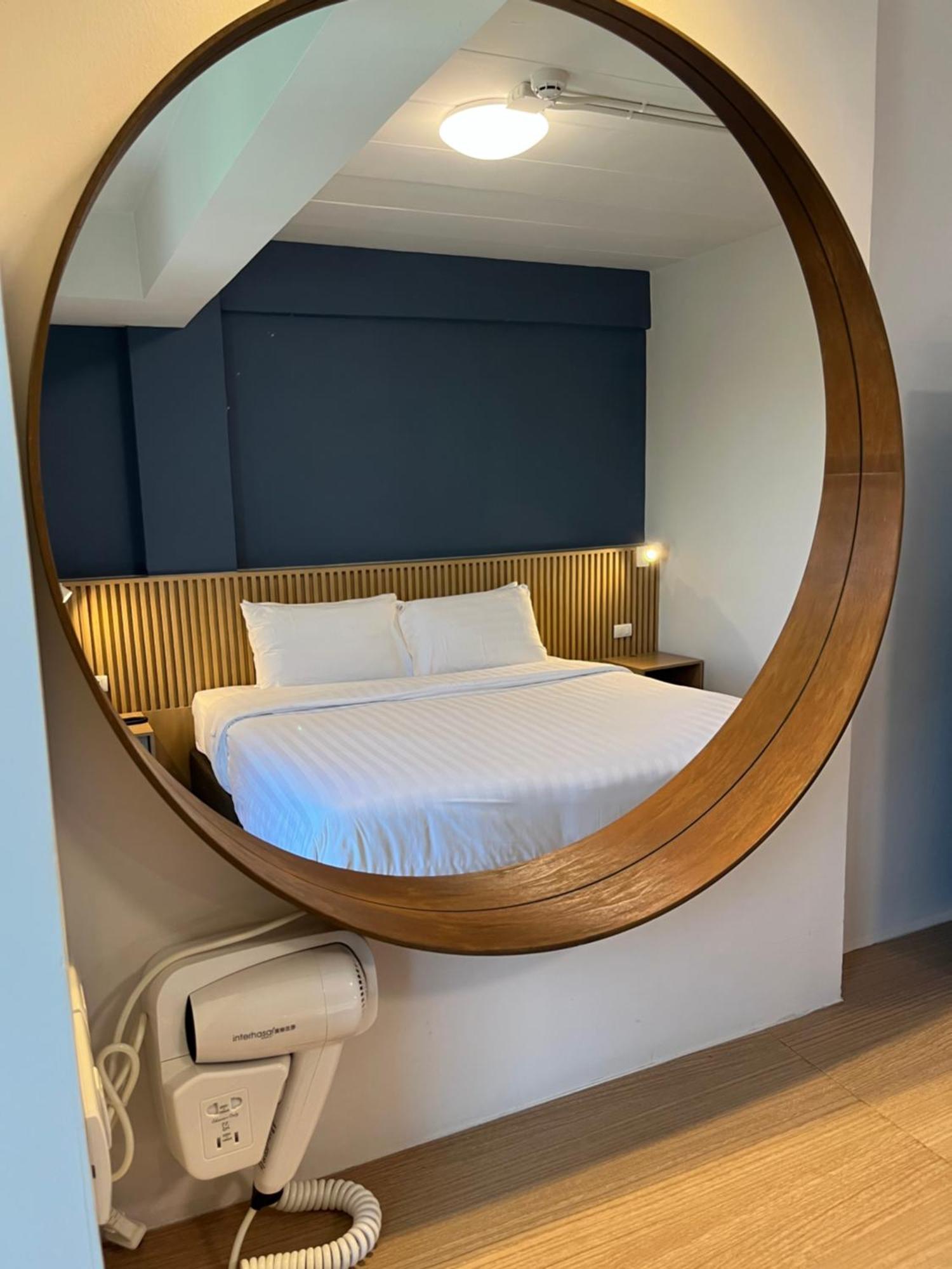De Botan Bangna Hotell Bangkok Eksteriør bilde
