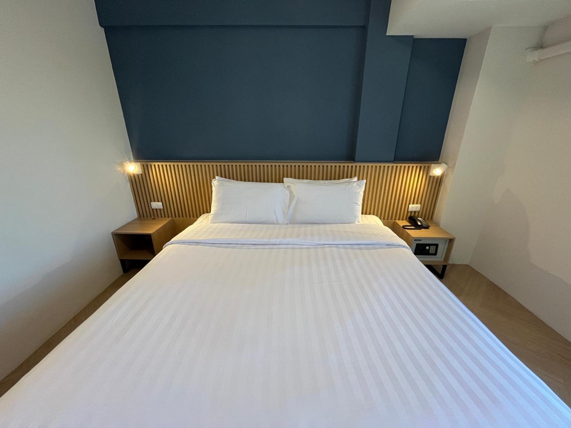 De Botan Bangna Hotell Bangkok Eksteriør bilde